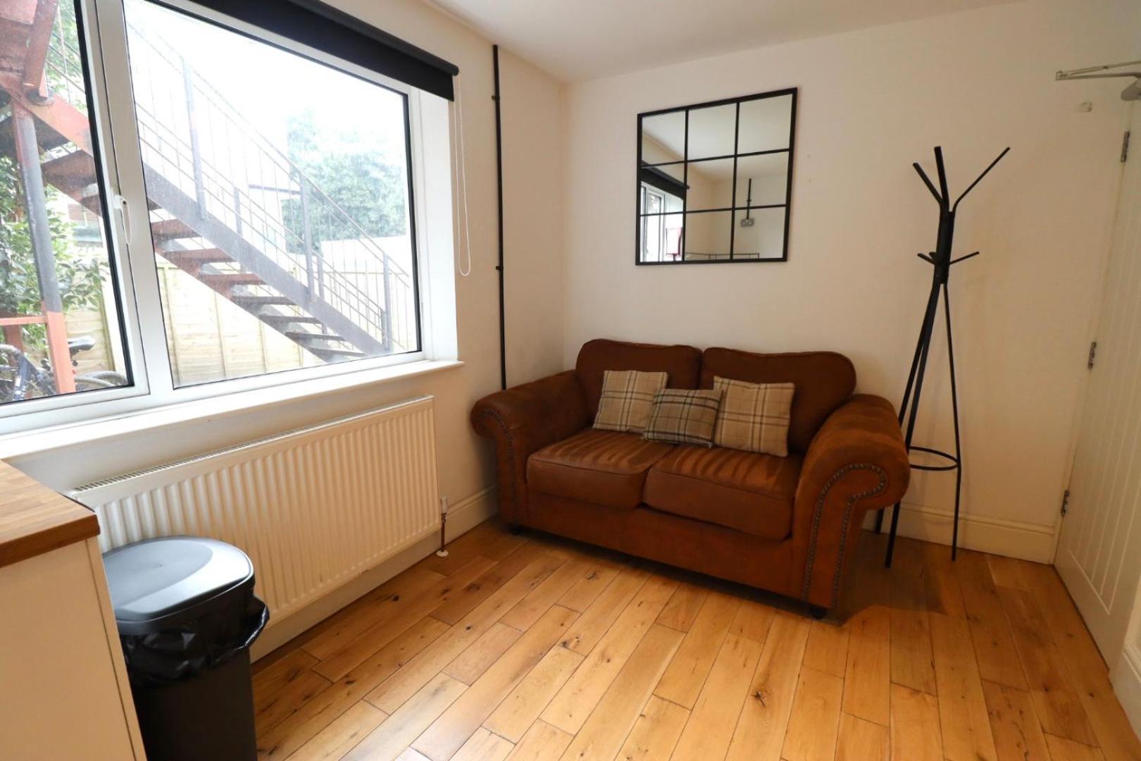 Апартаменты Flat 4, 10 St John'S Борнмут Экстерьер фото