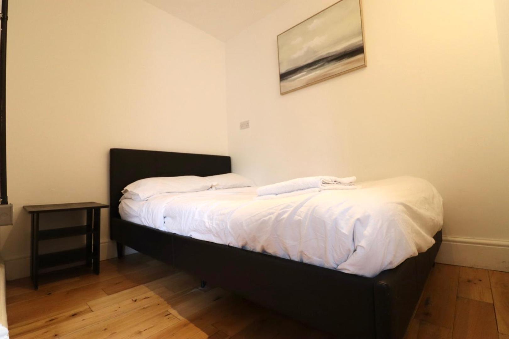 Апартаменты Flat 4, 10 St John'S Борнмут Экстерьер фото